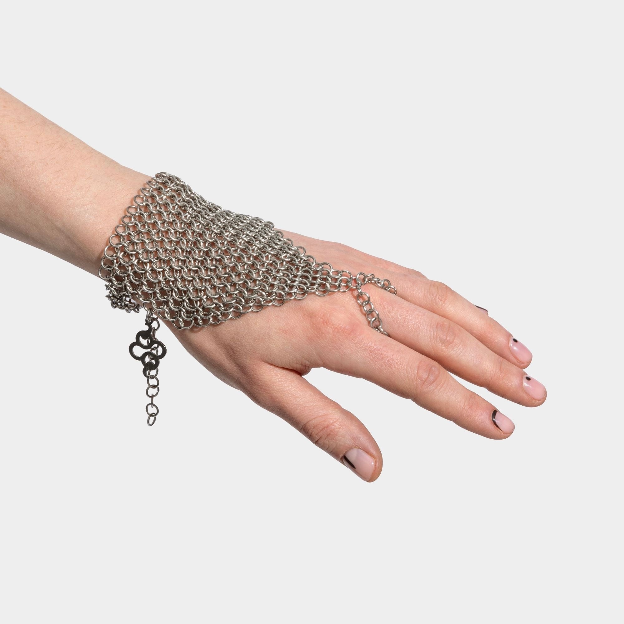 Chainmail Handrings