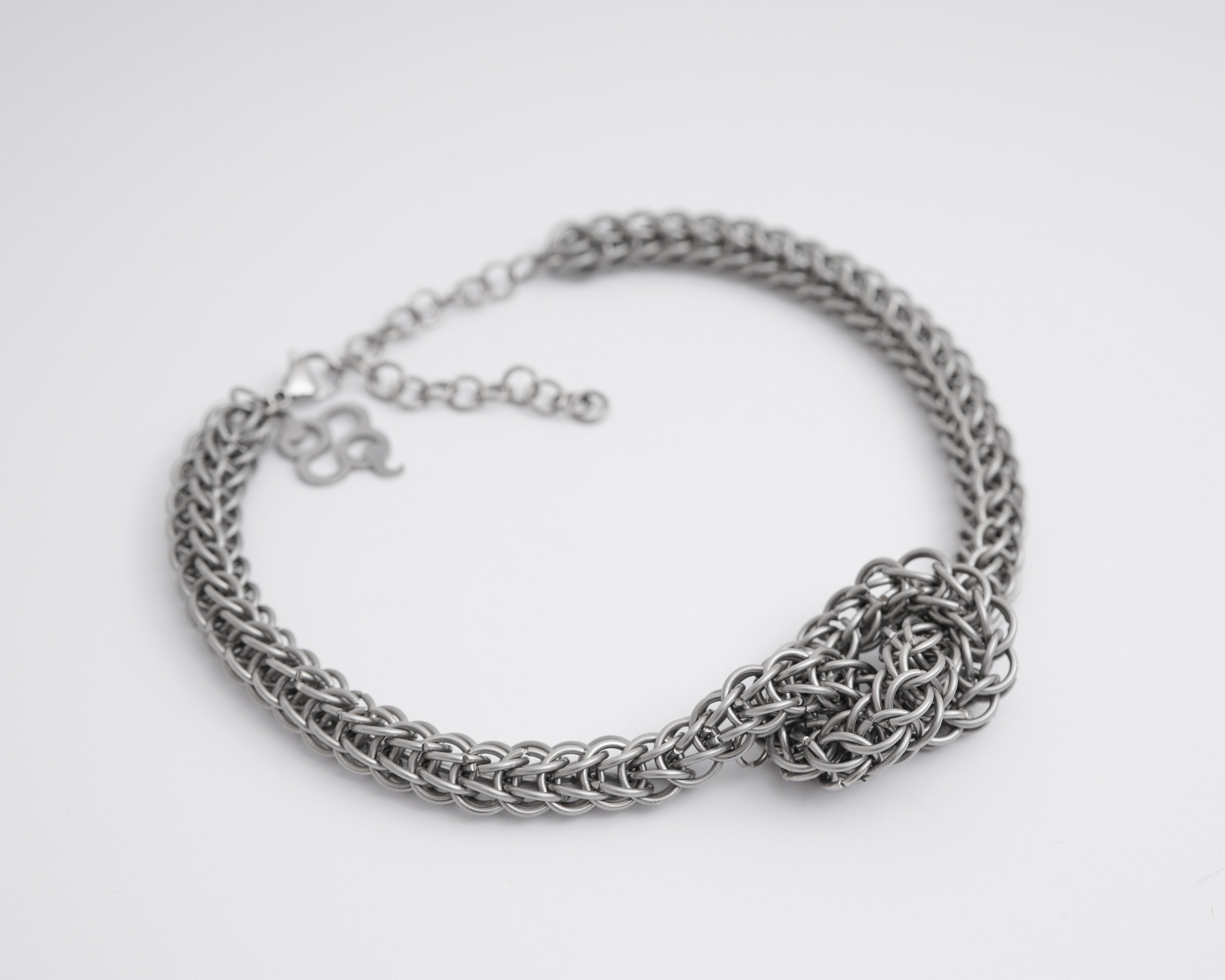 Persian Knot Choker