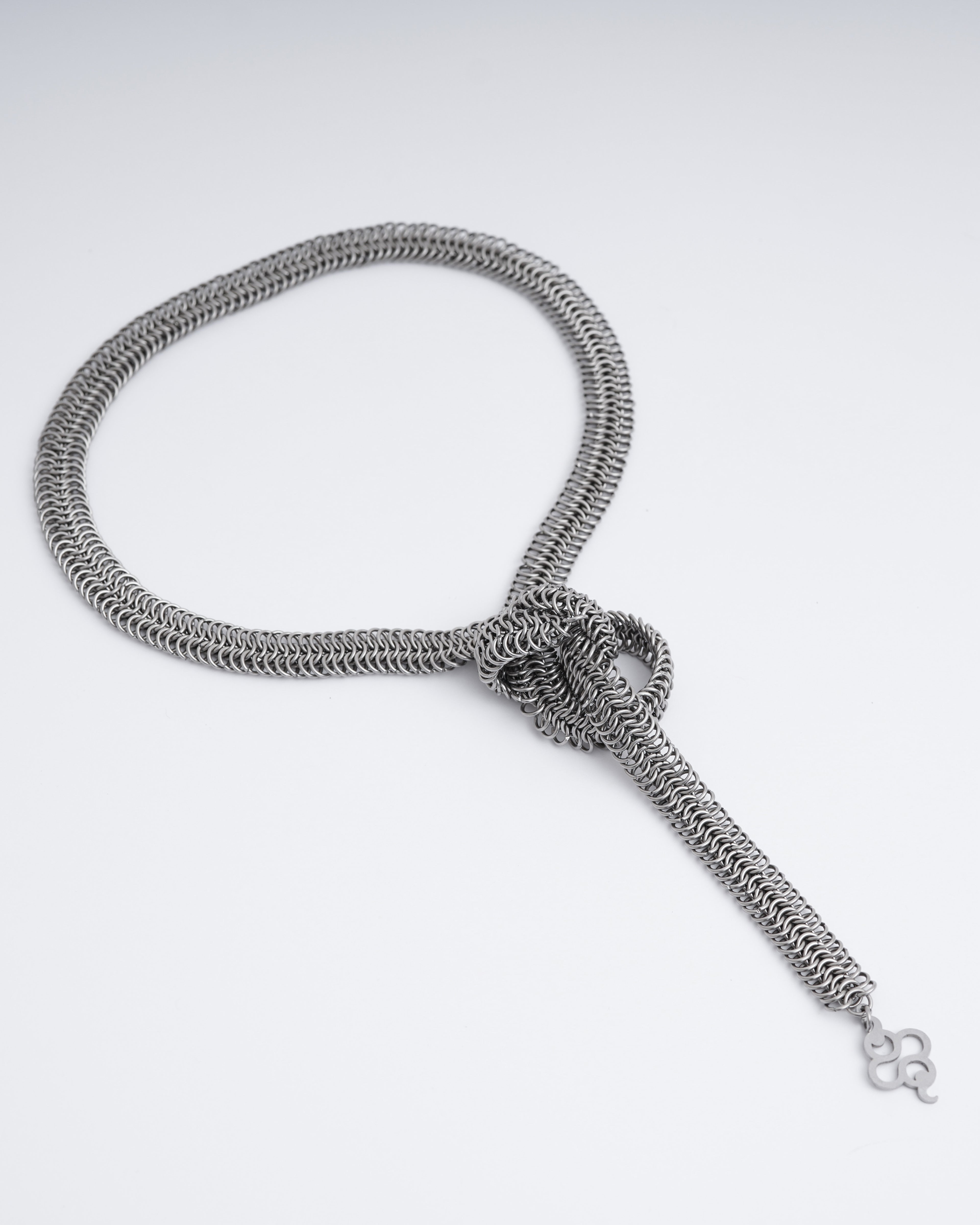 The Ultimate Knot Neck chain UNISEX